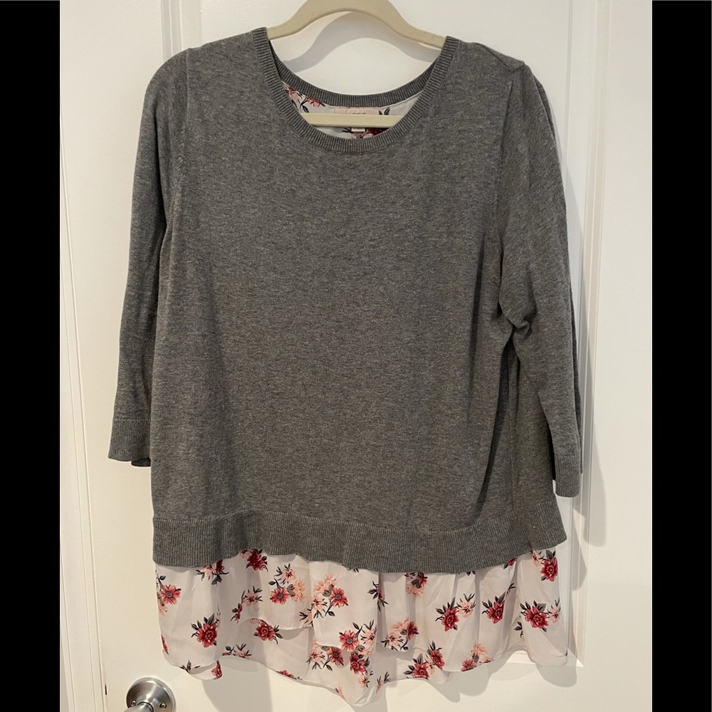 LOFT Outlet sz M gray sweater with attached floral undershirt